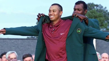 Masters Memorable Moments: 2001, Woods completes Tiger Slam