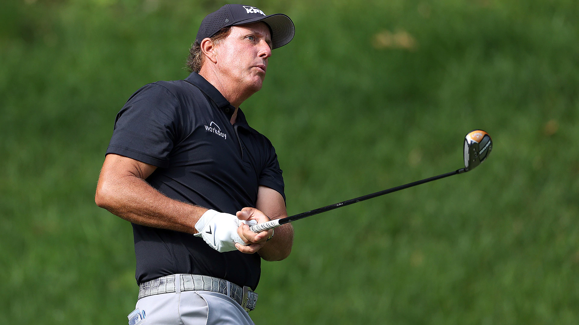 Phil Mickelson shoots bogey-free 64 in first round at age 50