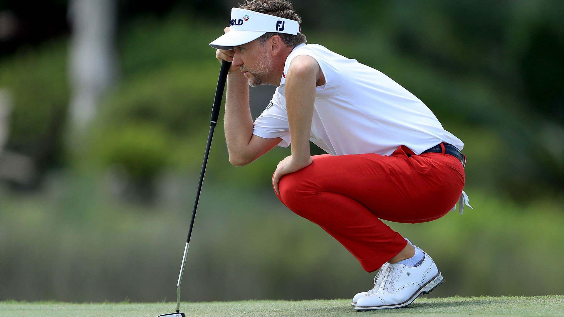 After showcasing ‘bizarre sensation’ of COVID-19 testing, Ian Poulter (64) co-leads