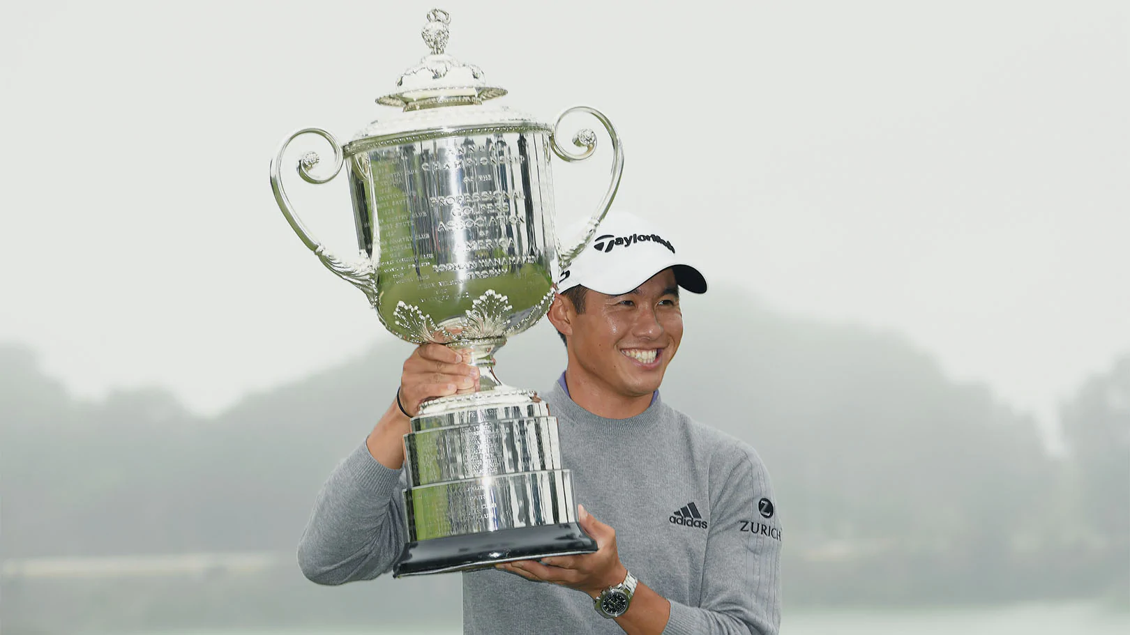 Collin Morikawa emerges from packed leaderboard, wins first major at PGA