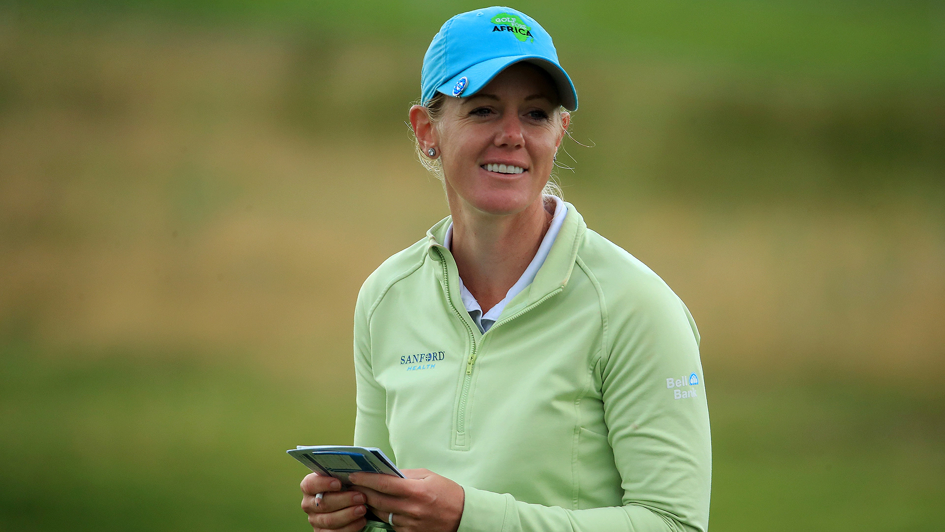 Amy Olson (67) carves difficult Royal Troon in blustery conditions to take lead