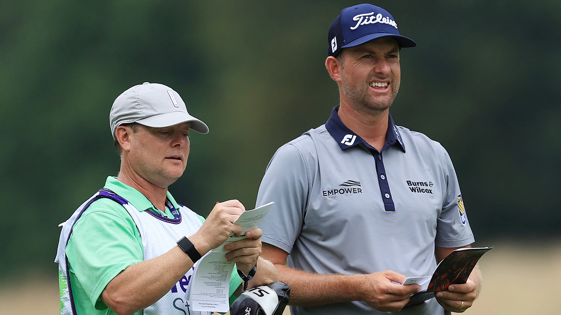 Webb Simpson using fill-in caddie while Paul Tesori heals ailing back