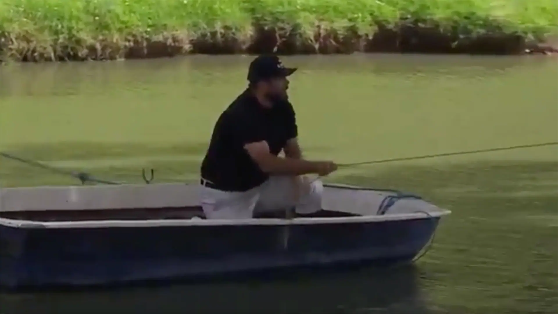 Watch: Euro Tour player uses boat to play shot from island