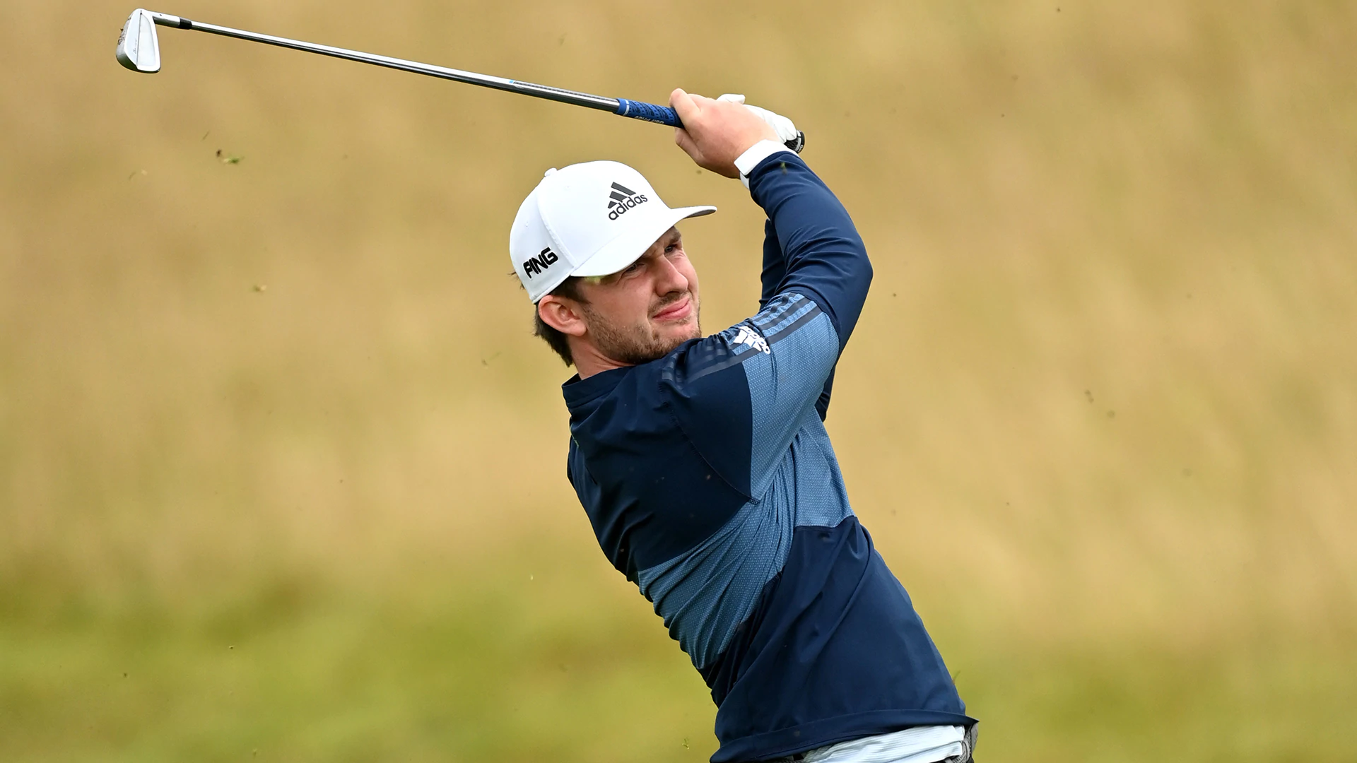 Connor Syme (70) battles wind, rain to take two-shot lead at Wales Open