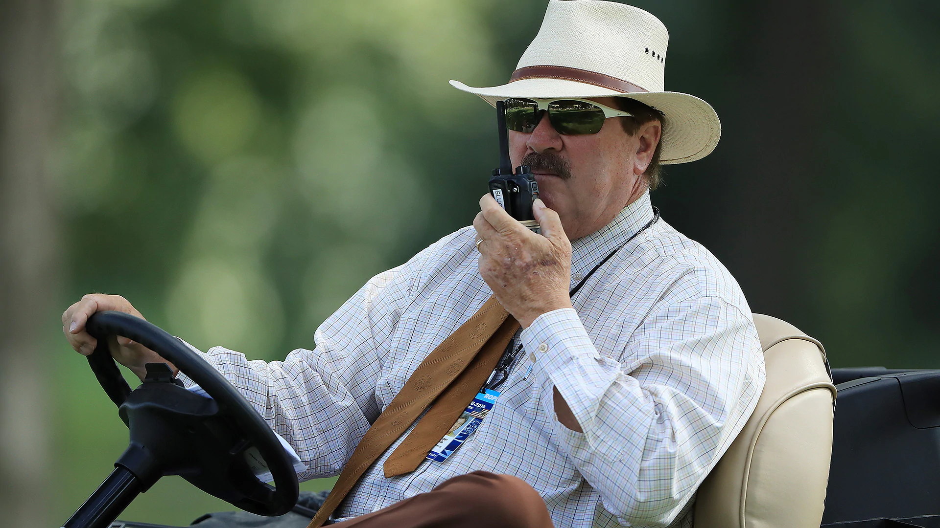 PGA Tour rules officials Mark Russell, Slugger White retiring in 2021