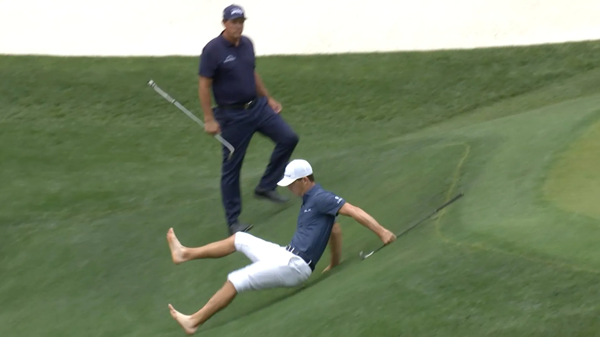 Masters blooper: Billy Horschel slips and then scores with incredible water shot at 13