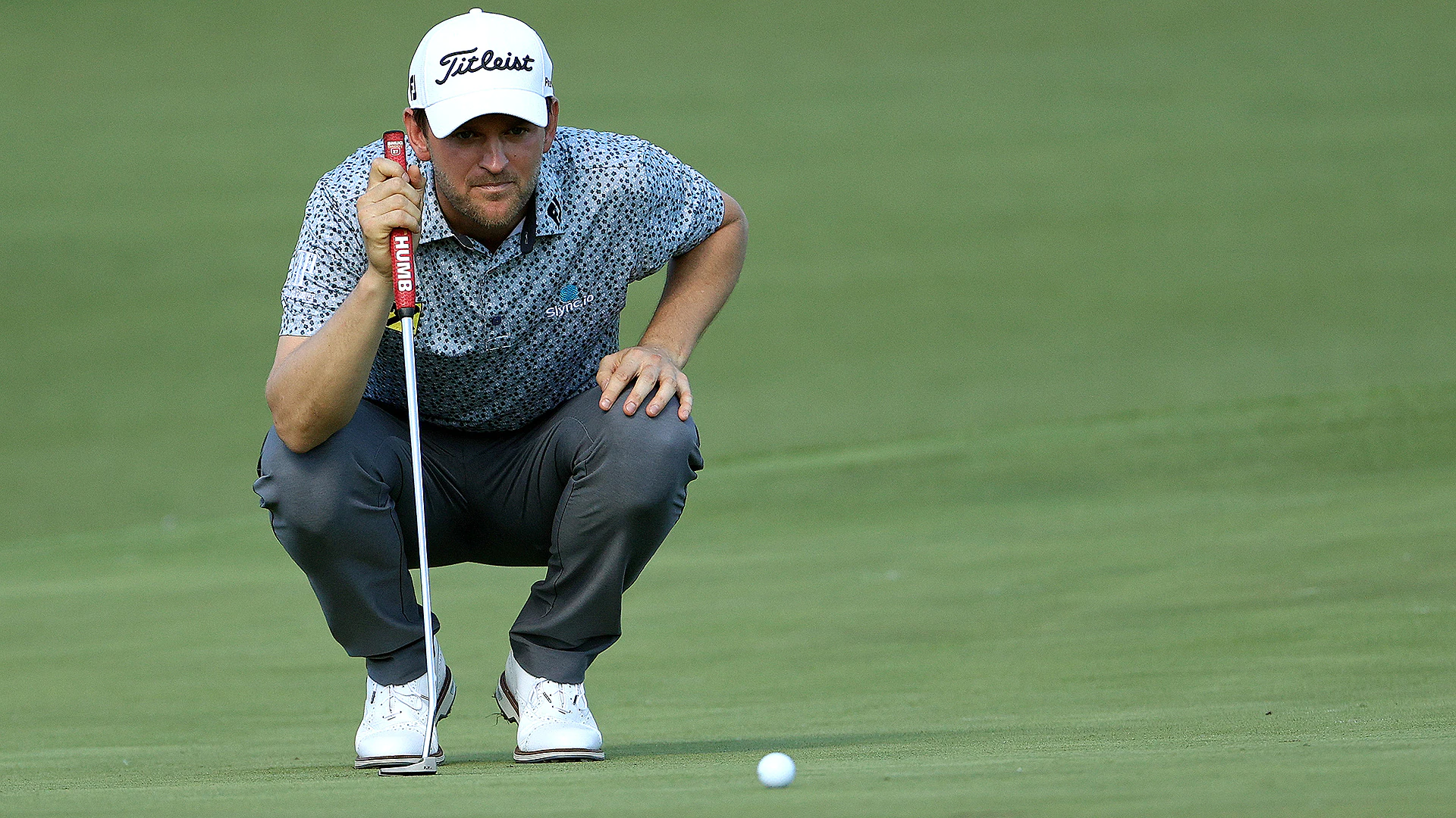 Watch: Bernd Wiesberger has eagle putt at 15th … and putts ball into the water