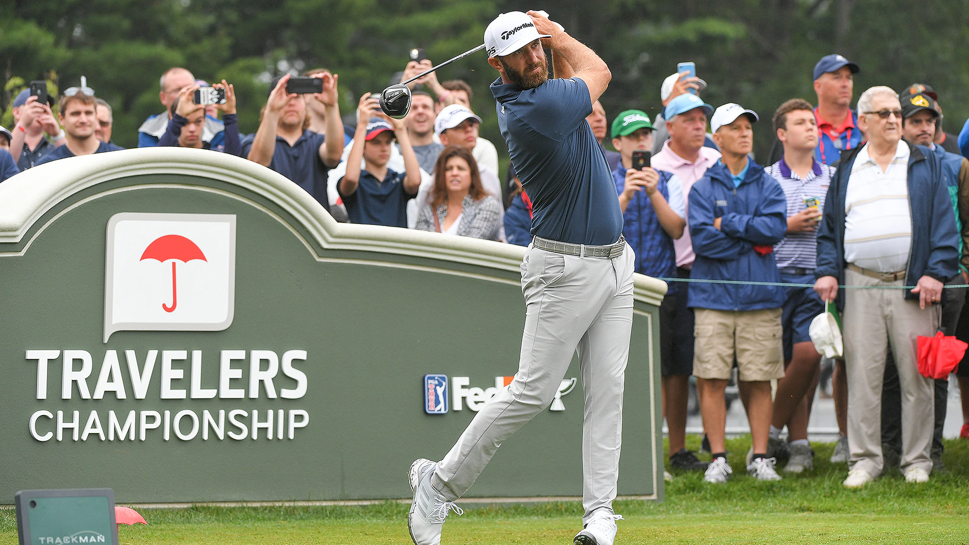 After making cut on the number, Dustin Johnson plays way back into the mix