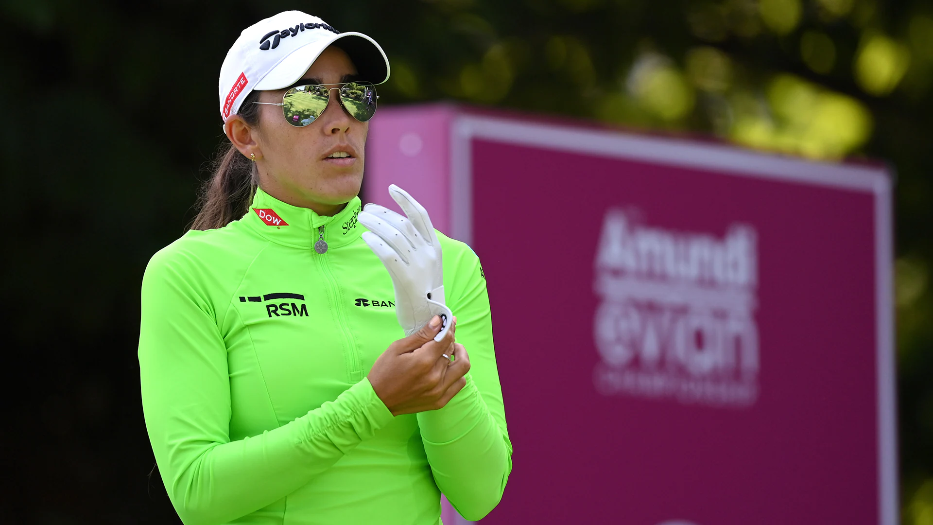 Maria Fassi takes notes from Stacy Lewis, opens Evian in 68