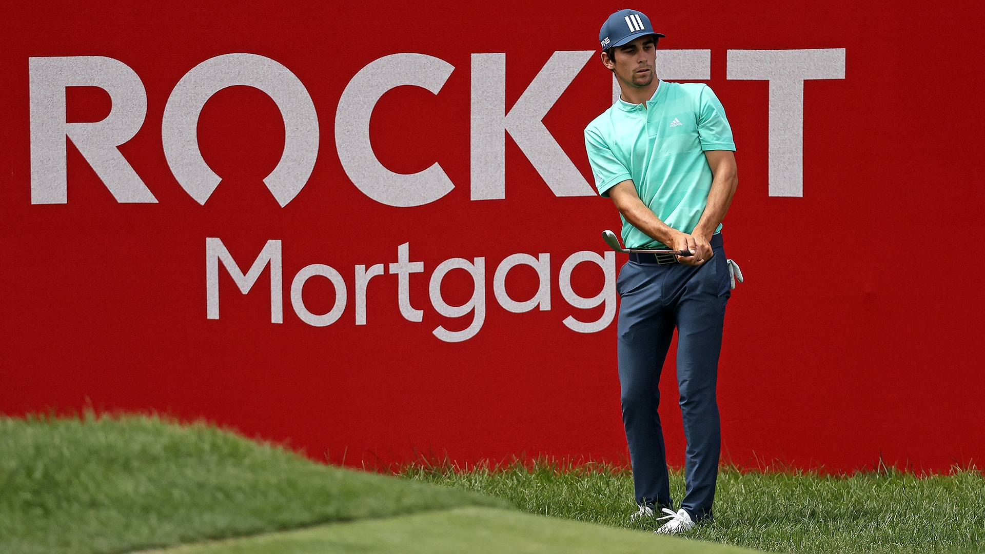 Joaquin Niemann, Tom Lewis share 36-hole lead at Rocket Mortgage Classic