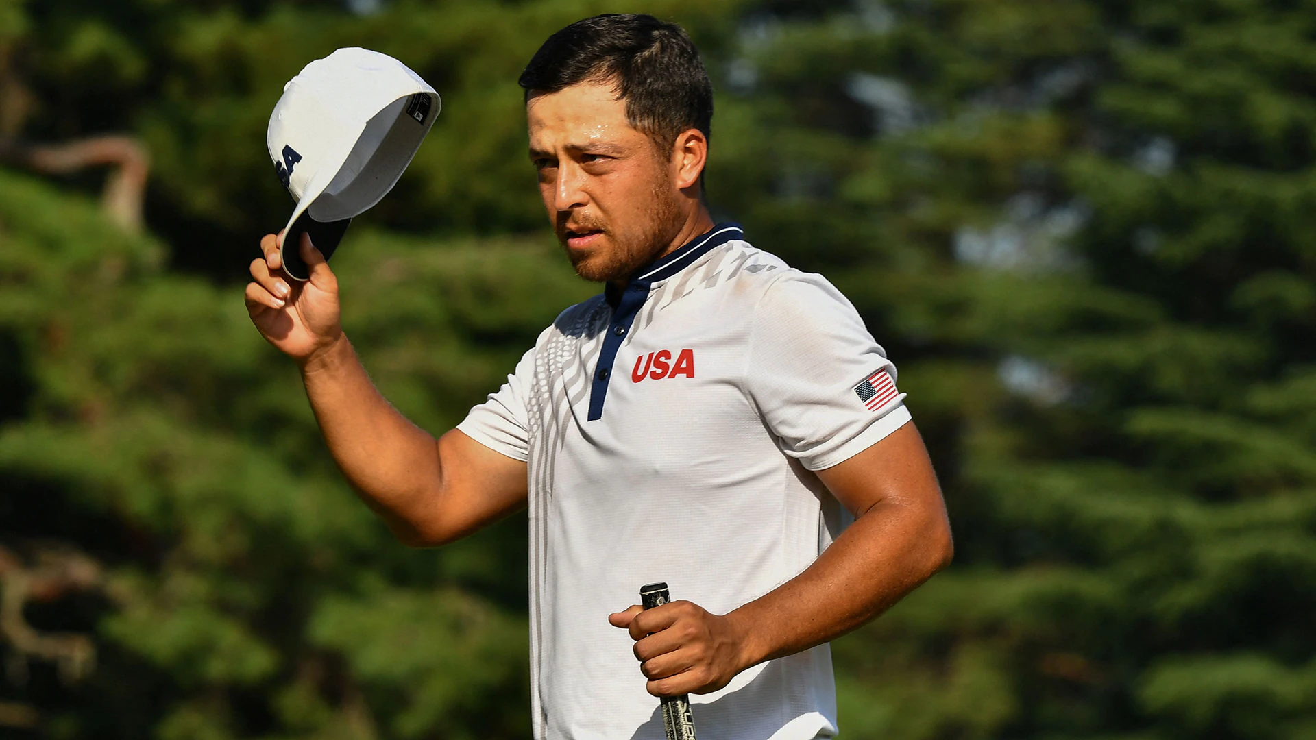 2021 Olympics: Xander Schauffele clings to lead as three Olympic medals up for grabs