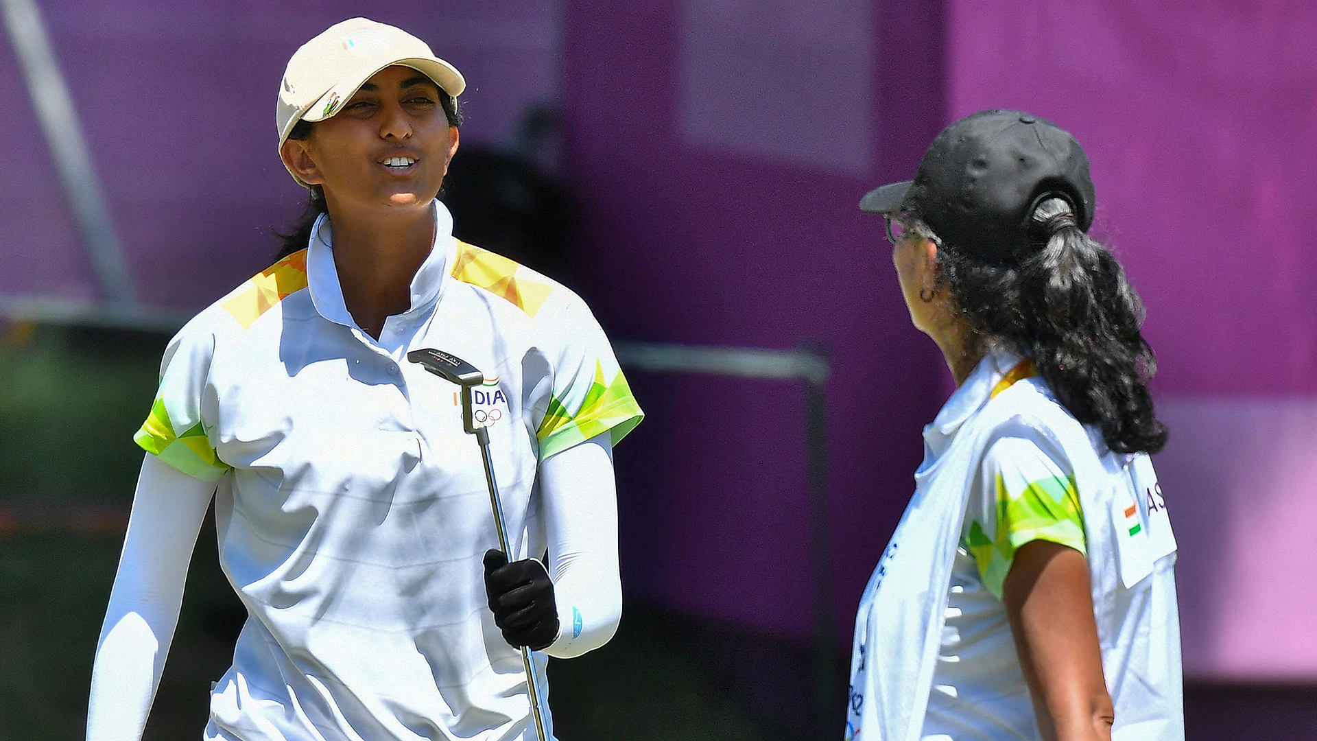 With mom on the bag instead of dad, Aditi Ashok ‘chilled’ and tied for second