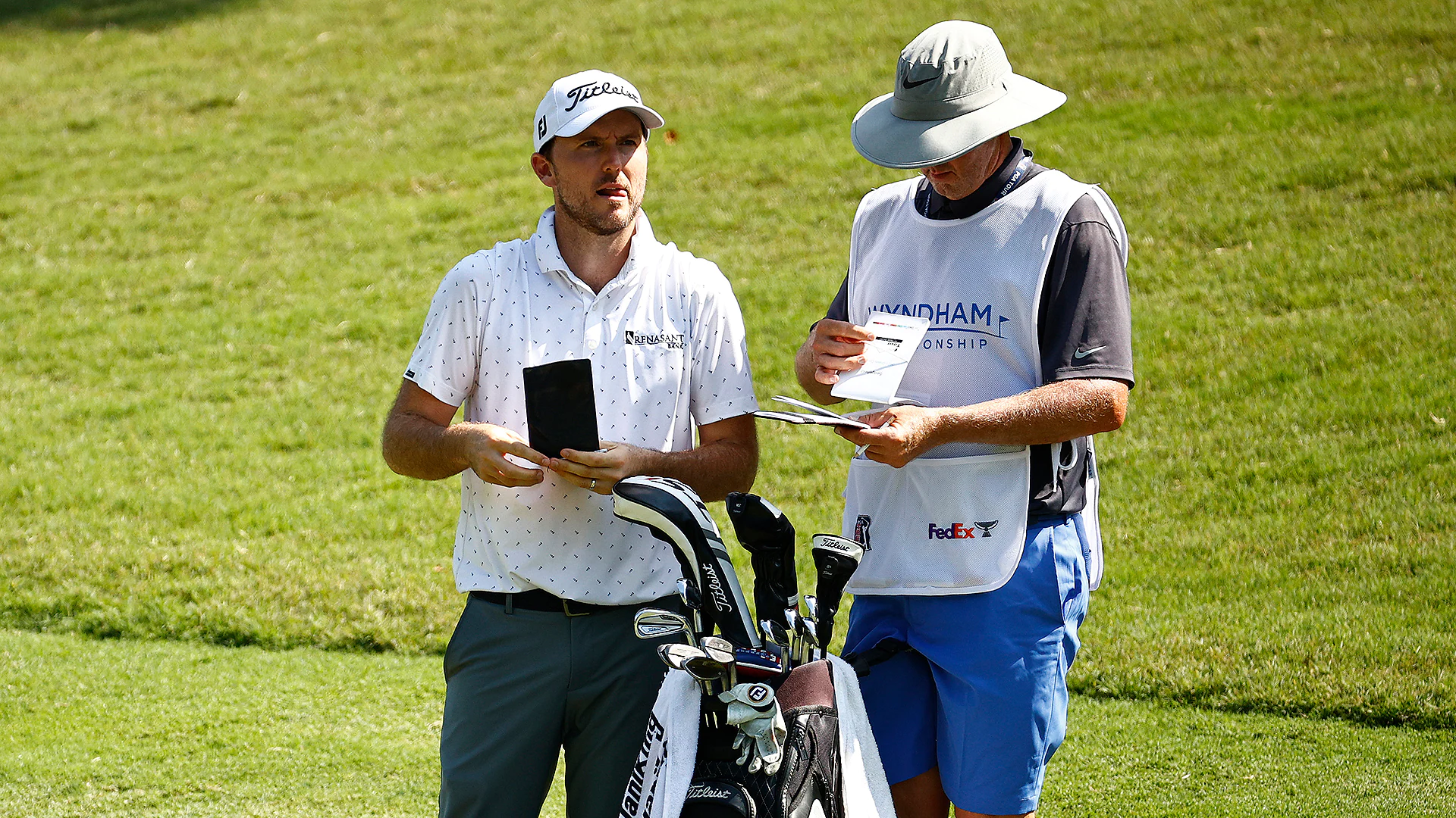 Russell Henley extends lead to four shots midway through Wyndham Championship