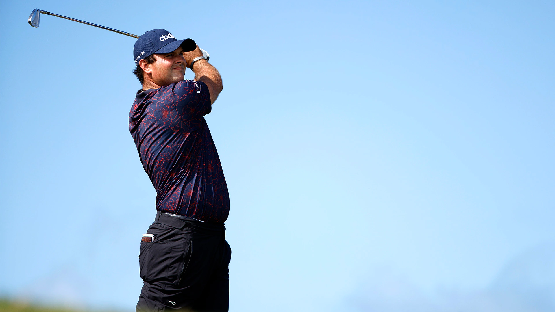 Watch: Patrick Reed holes eagle at Bermuda Champ. after taking penalty drop