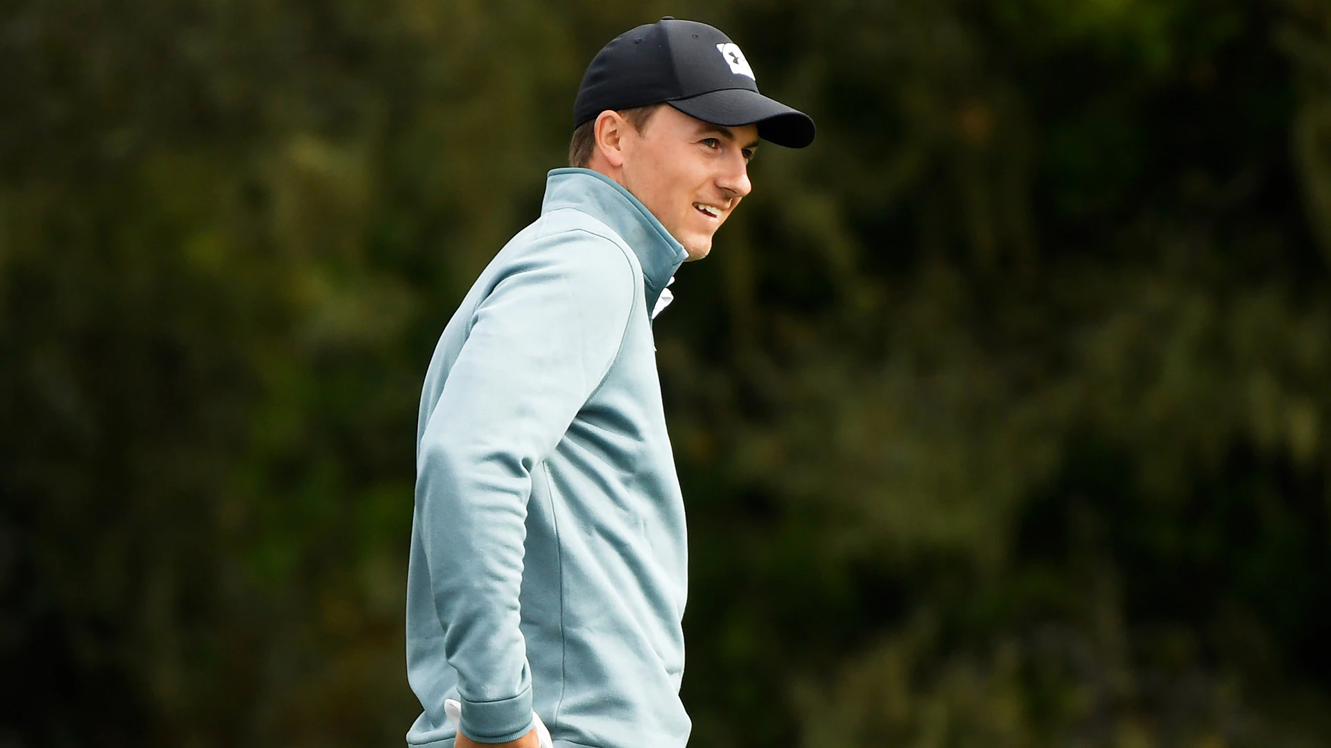 His stomach still not 100%, Jordan Spieth hopes Pebble can be final remedy