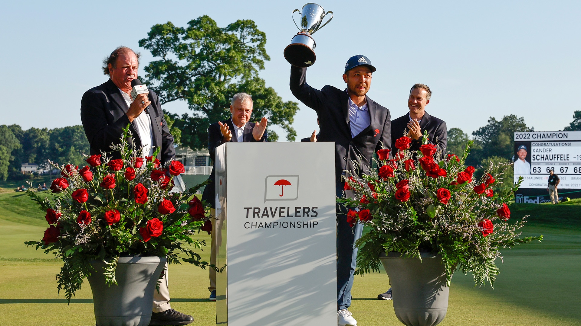 Xander Schauffele wins at Travelers after Sahith Theegala’s double bogey