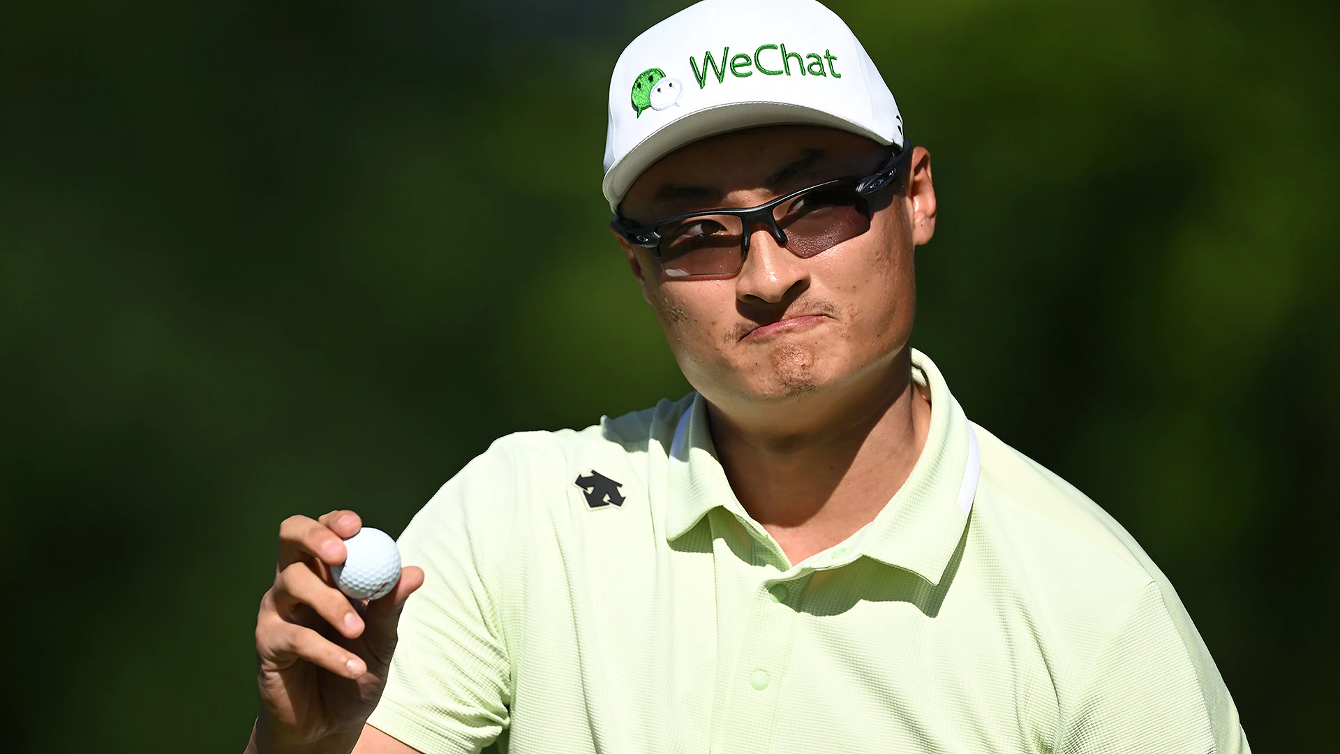 With two eagles in final four holes, Haotong Li shoots 62 to lead in Germany