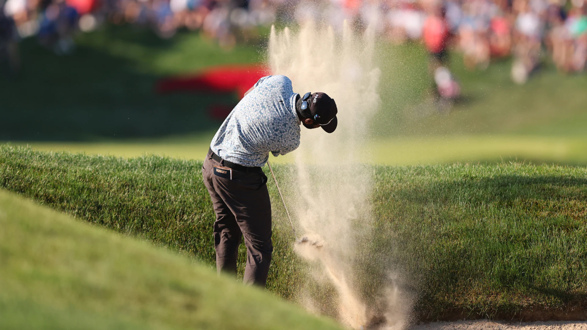 Bunker blade on No. 18 by Sahith Theegala crushes victory hopes at Travelers Championship