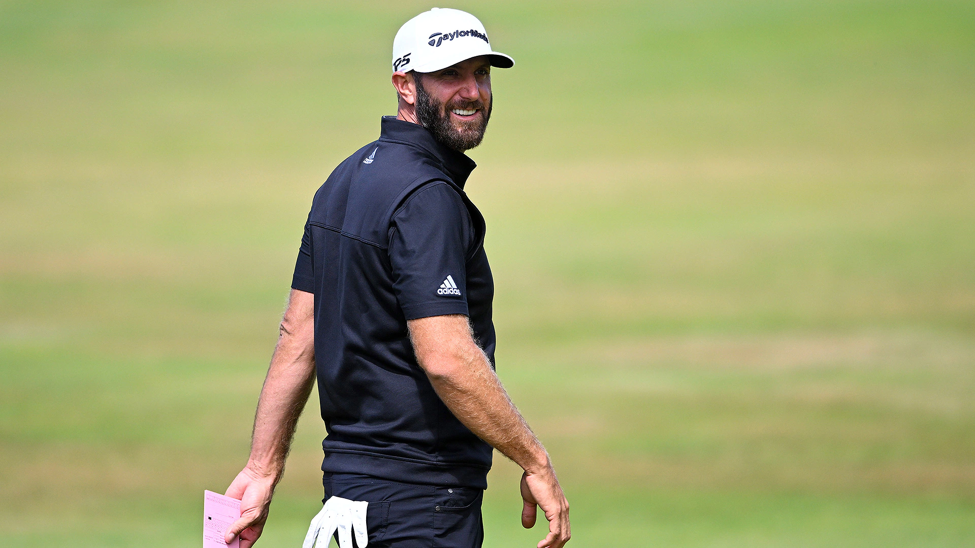 2022 British Open: Noise? What noise? Dustin Johnson avoiding distractions, contending at The Open