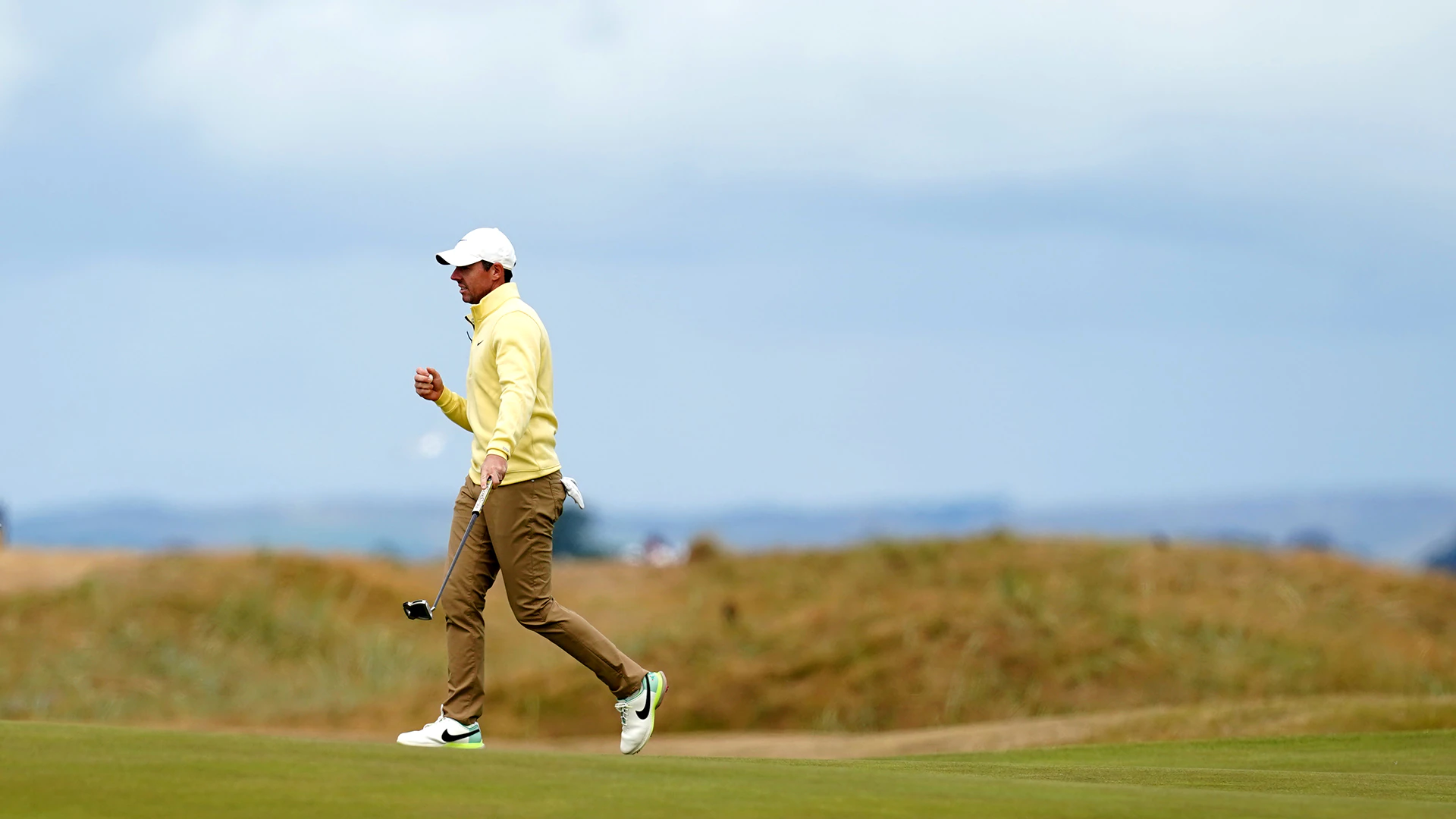2022 British Open: Unburdened and unscathed, Rory McIlroy storms out of Open gate