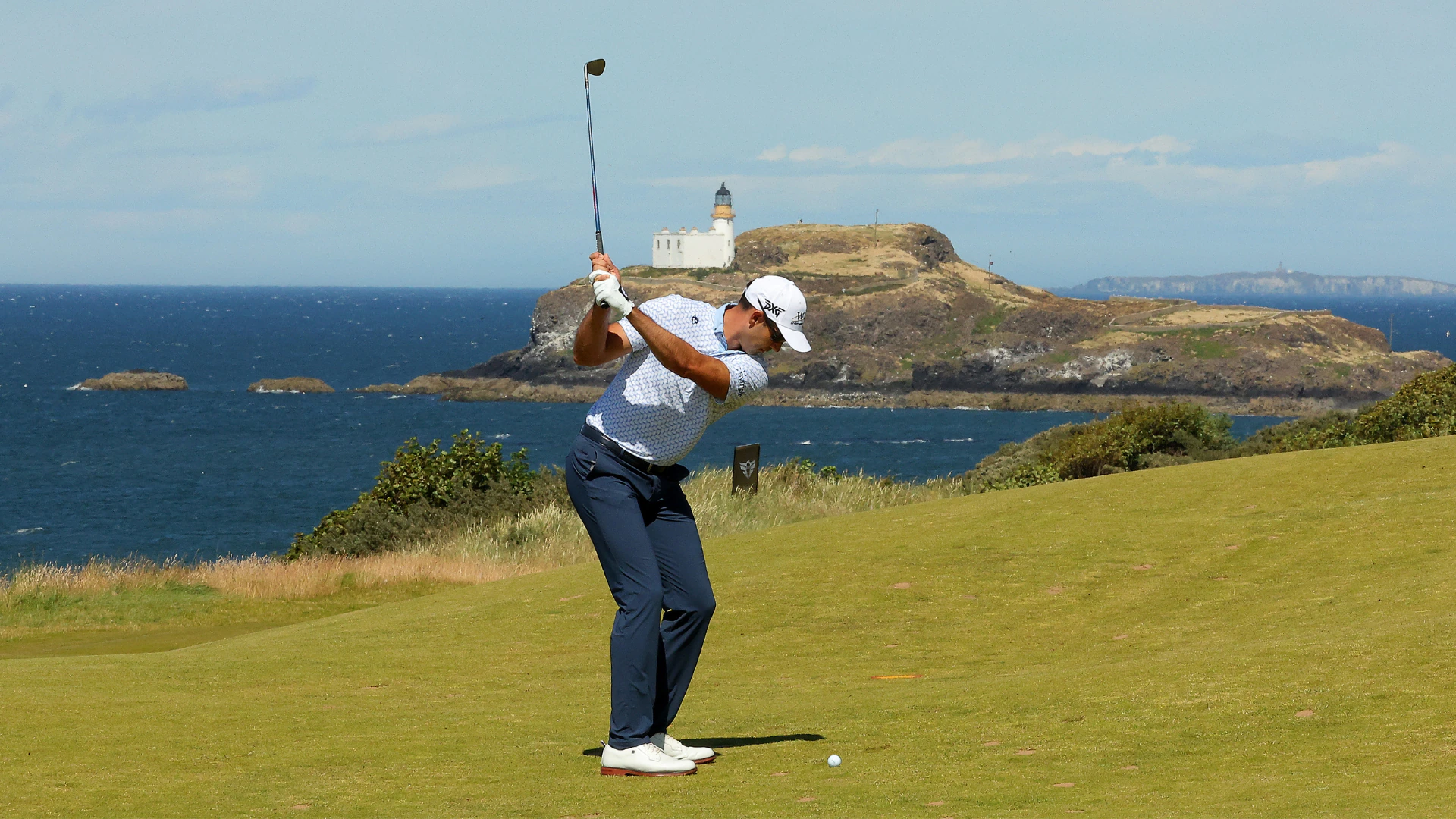 With strong winds, Cameron Tringale holds lead at Genesis Scottish Open through Rd. 2