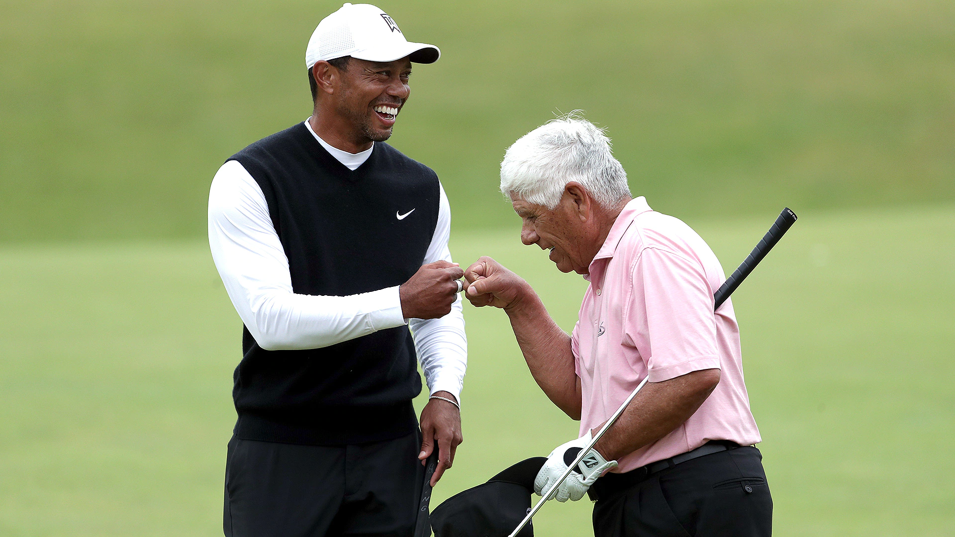 Lee Trevino says Tiger Woods’ only problem is walking. The rest is good.
