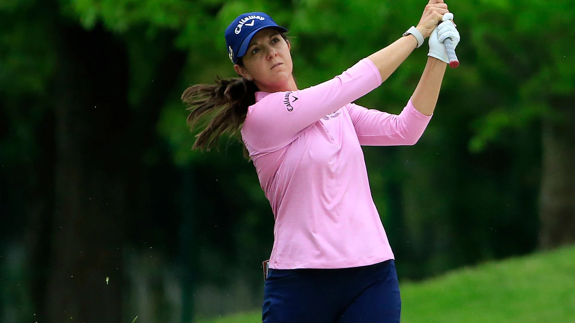 Behind first ace, new caddie and back nine turnaround, Emma Talley leads CP Women’s Open