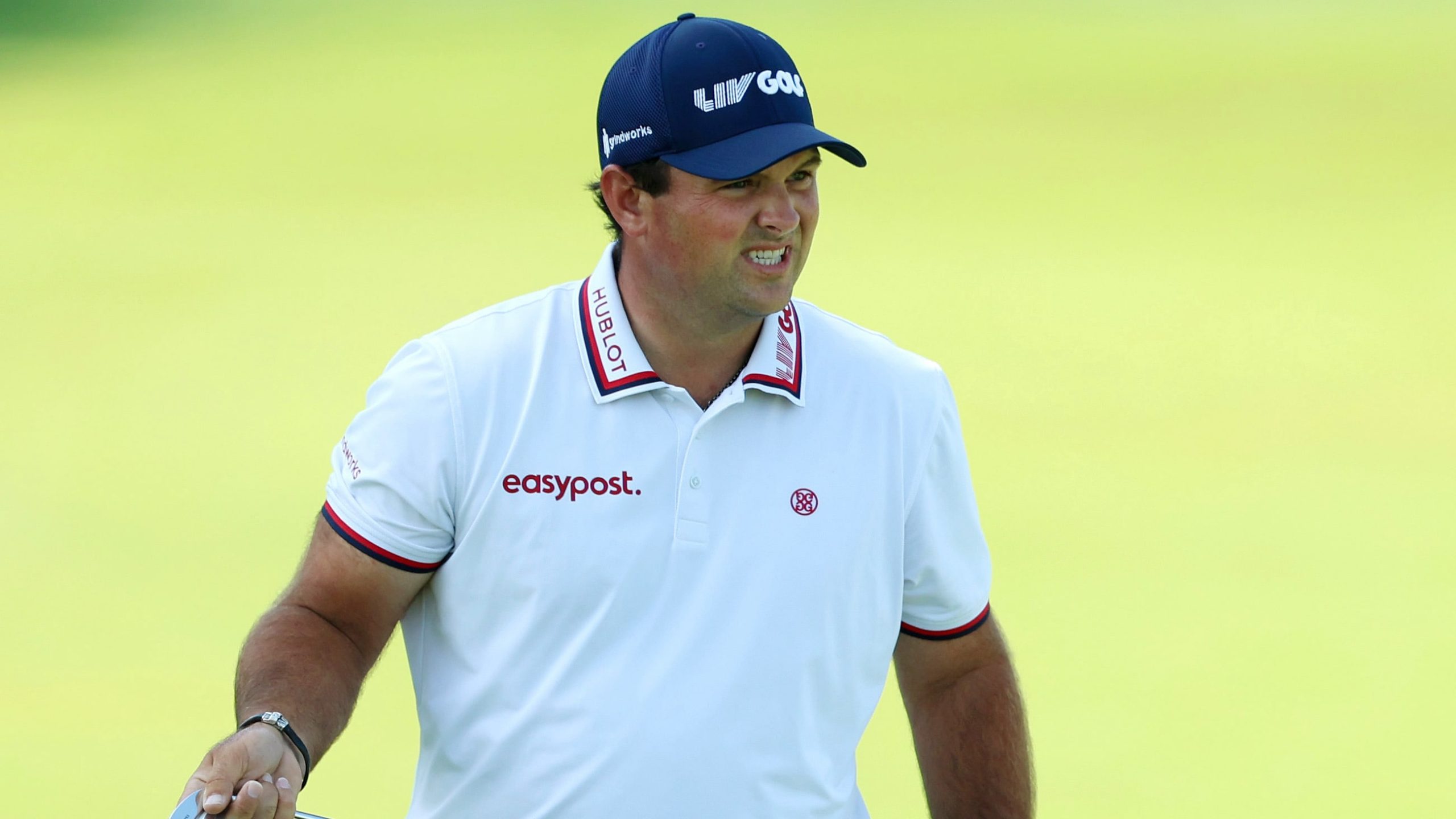 From tee to tree: Patrick Reed gets ball stuck in palm, trails Rory McIlroy in Dubai