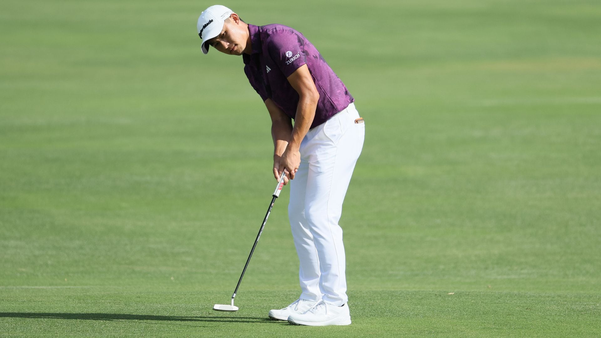 Six-shot leads have been lost before, but Collin Morikawa and his hot putter don’t plan on joining that list