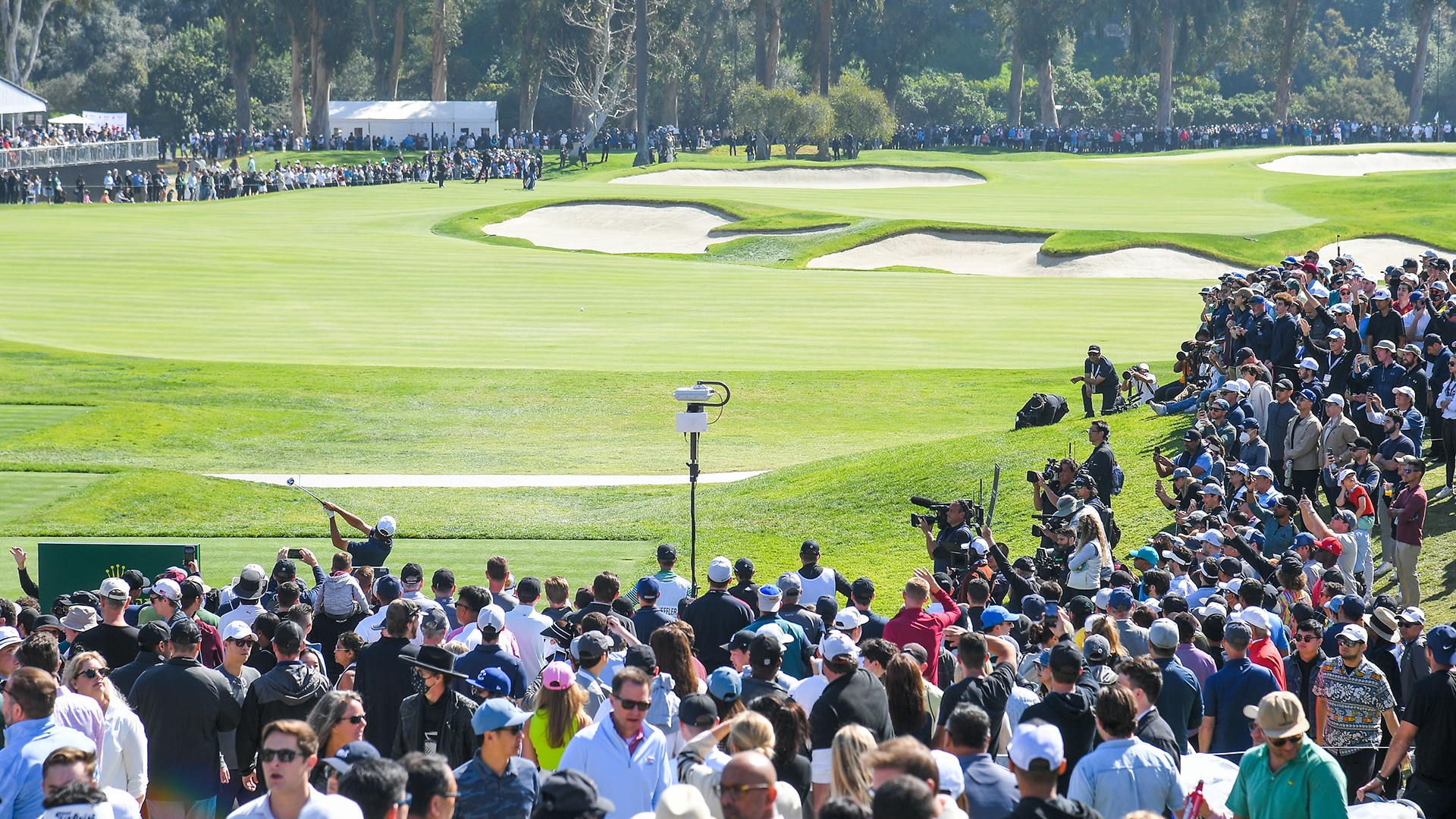 What the numbers say about playing the par-4 10th at Riviera: Go for it!