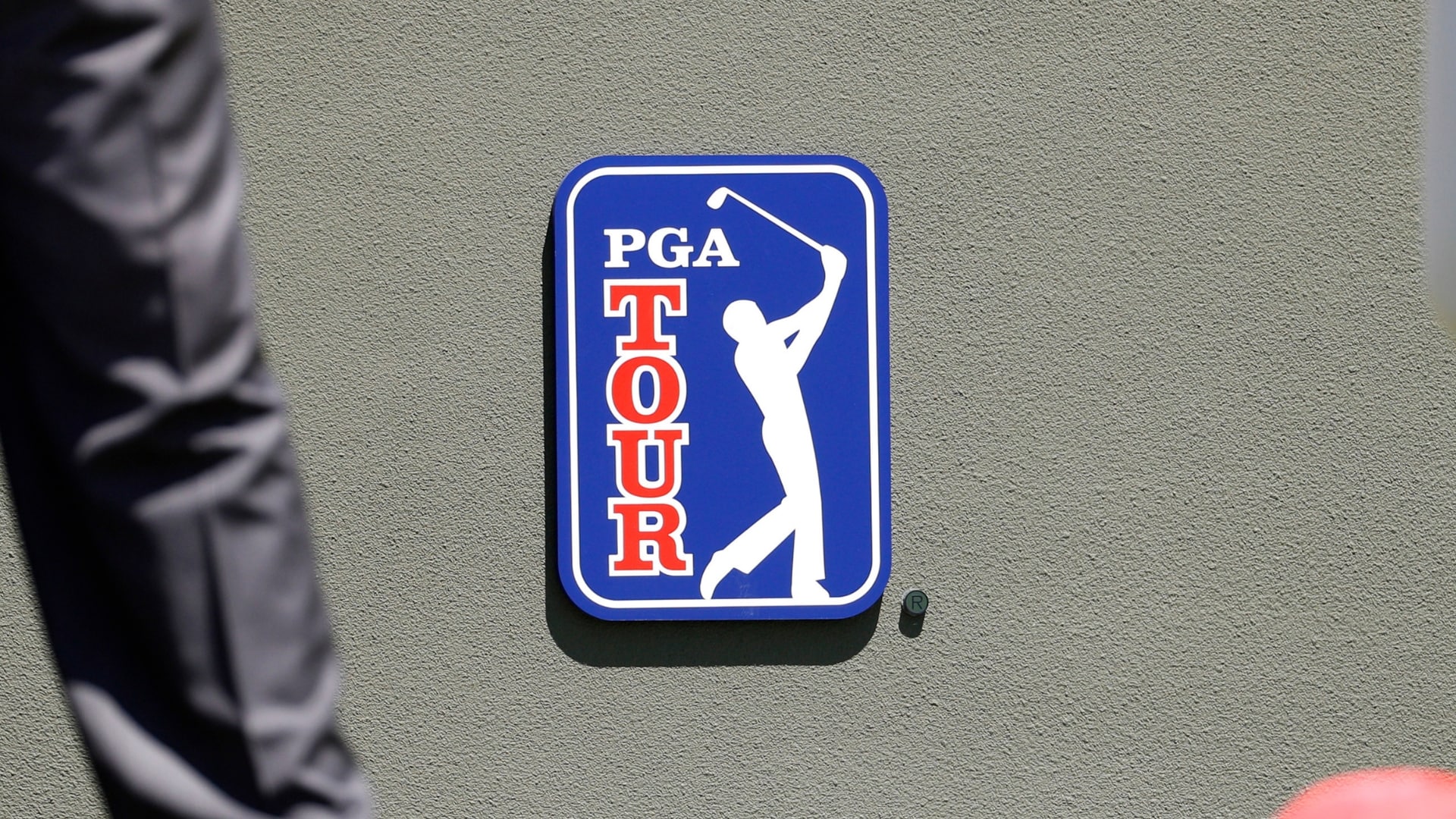 In Senate Preview, PGA Tour Chief Operating Officer Ron Price Admits Mishandling Of Deal Rollout