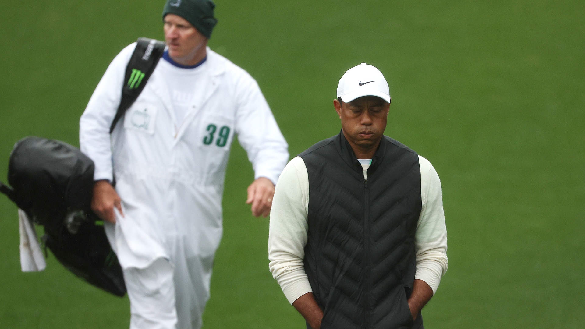 Tiger Woods withdraws before Sunday restart at Masters