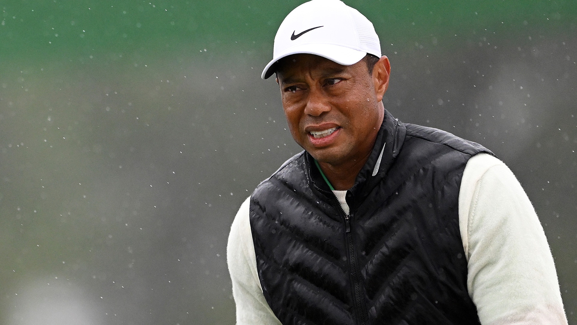2023 Masters: Tiger Woods survives cut with help from Justin Thomas; tougher conditions await