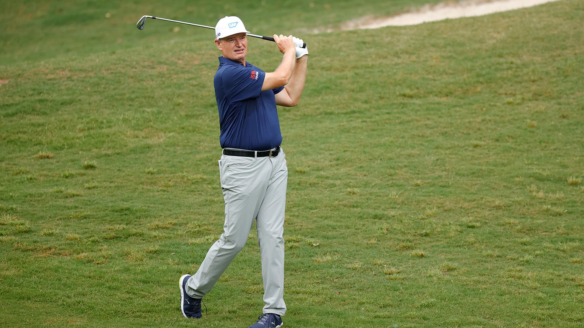 Ernie Els takes Regions Tradition lead with 66; Steve Stricker two back