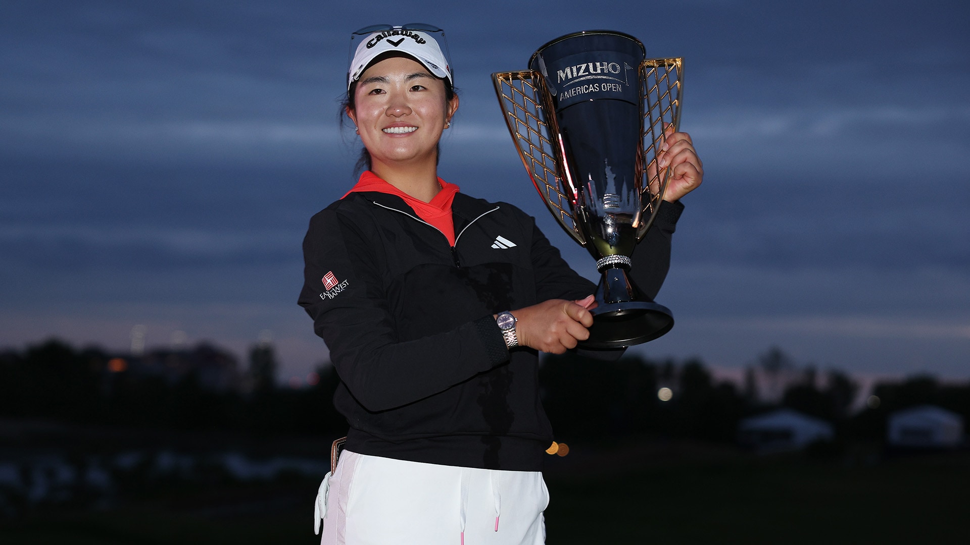Rose Zhang keeps making history, wins first professional start after NCAA title