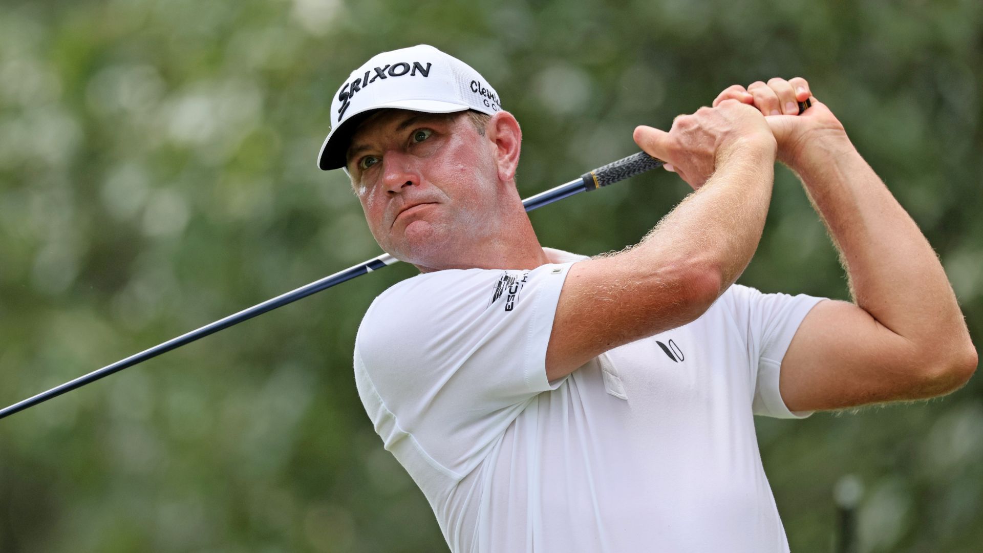 Lucas Glover keeps up heater, leads sweltering FedEx St. Jude Championship