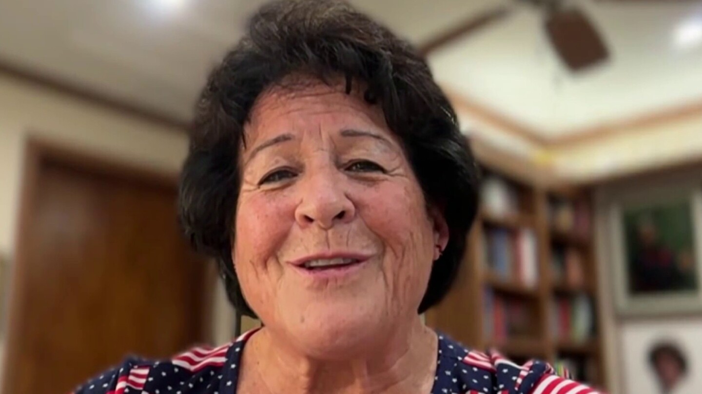 Nancy Lopez reflects on first-ever Solheim Cup, representing the U.S.