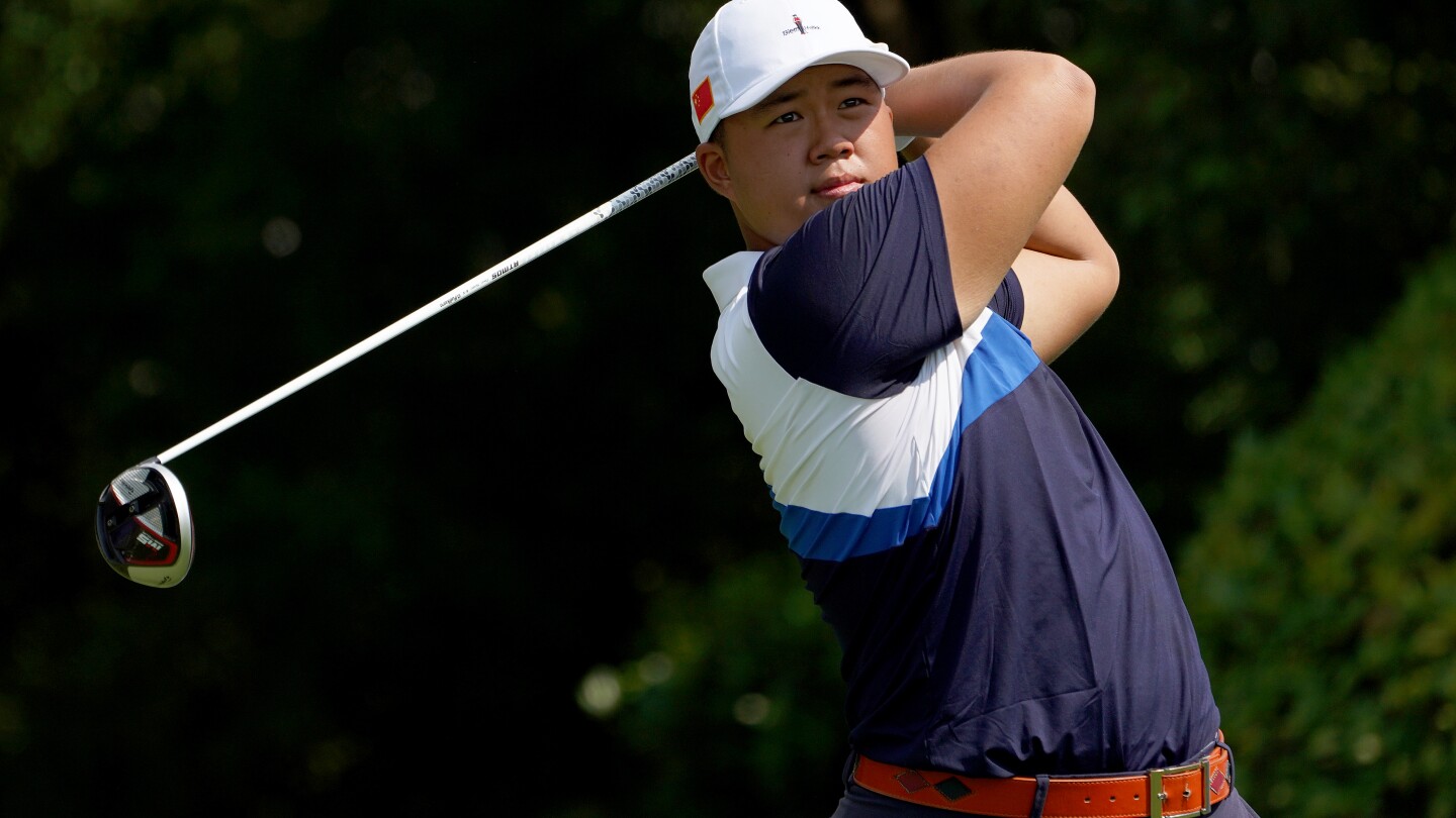 Sampson Zheng takes big lead in Asia-Pacific Amateur despite gusting winds