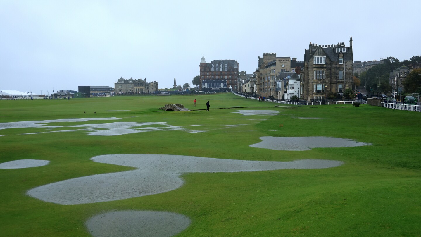 Dunhill Links set for Monday finish after weather delay