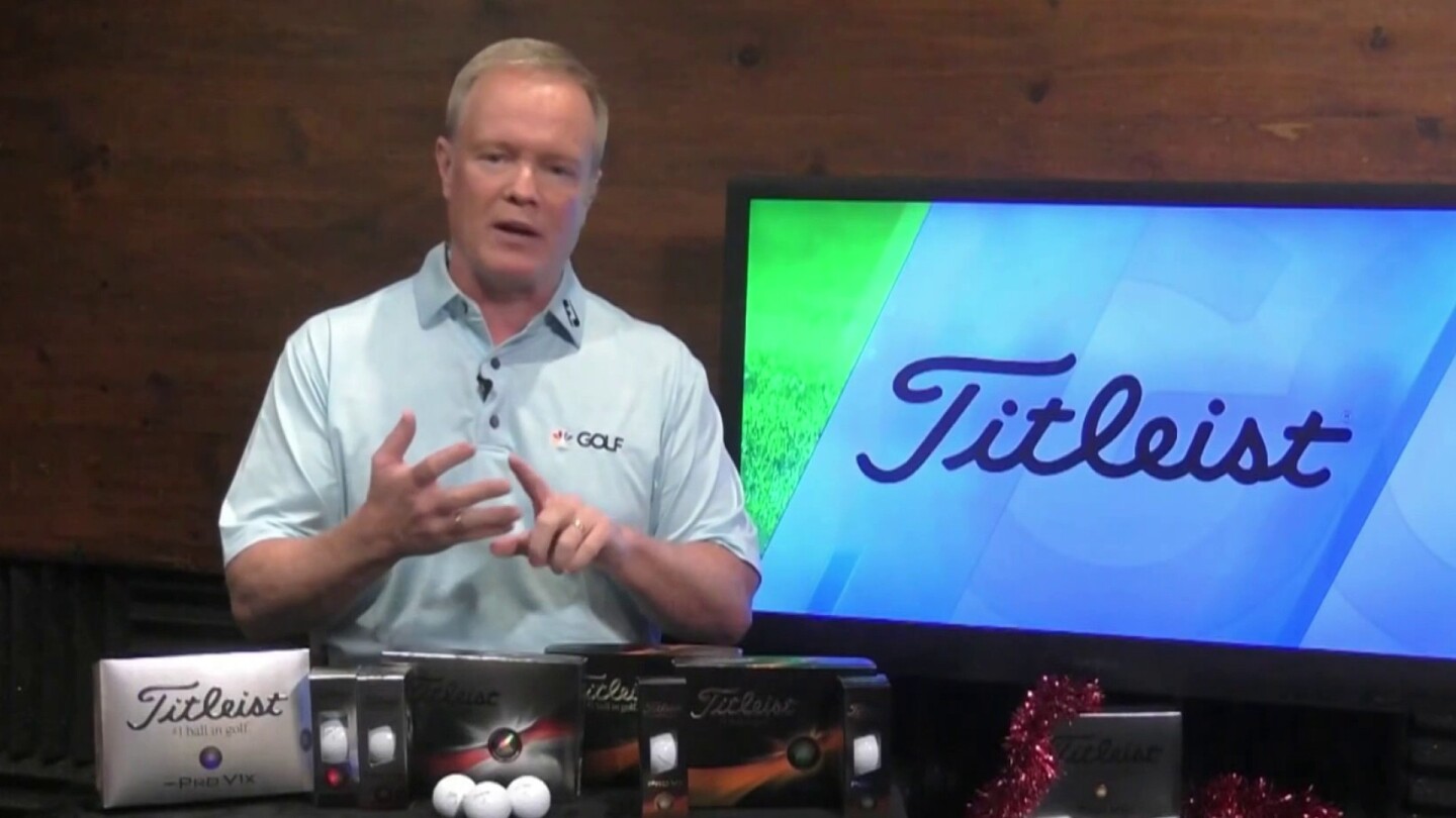 Titleist Pro V1 makes a great holiday gift for any golfer