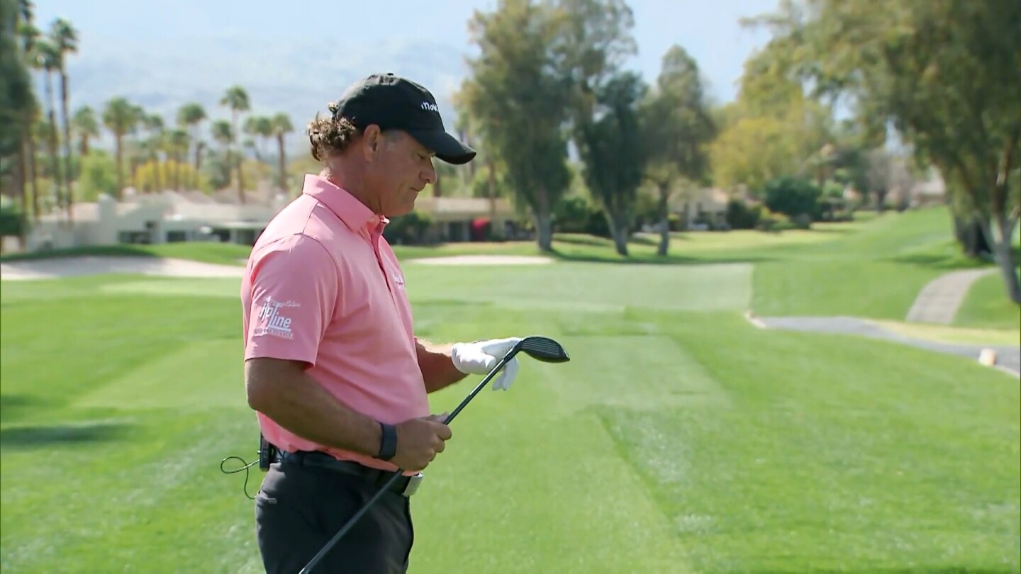 Scott McCarron gets easy ball flight with Tour Edge Exotics C723 3-wood