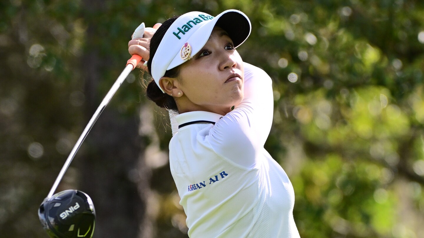 Playing on home course, L. Ko co-leads at LPGA opener