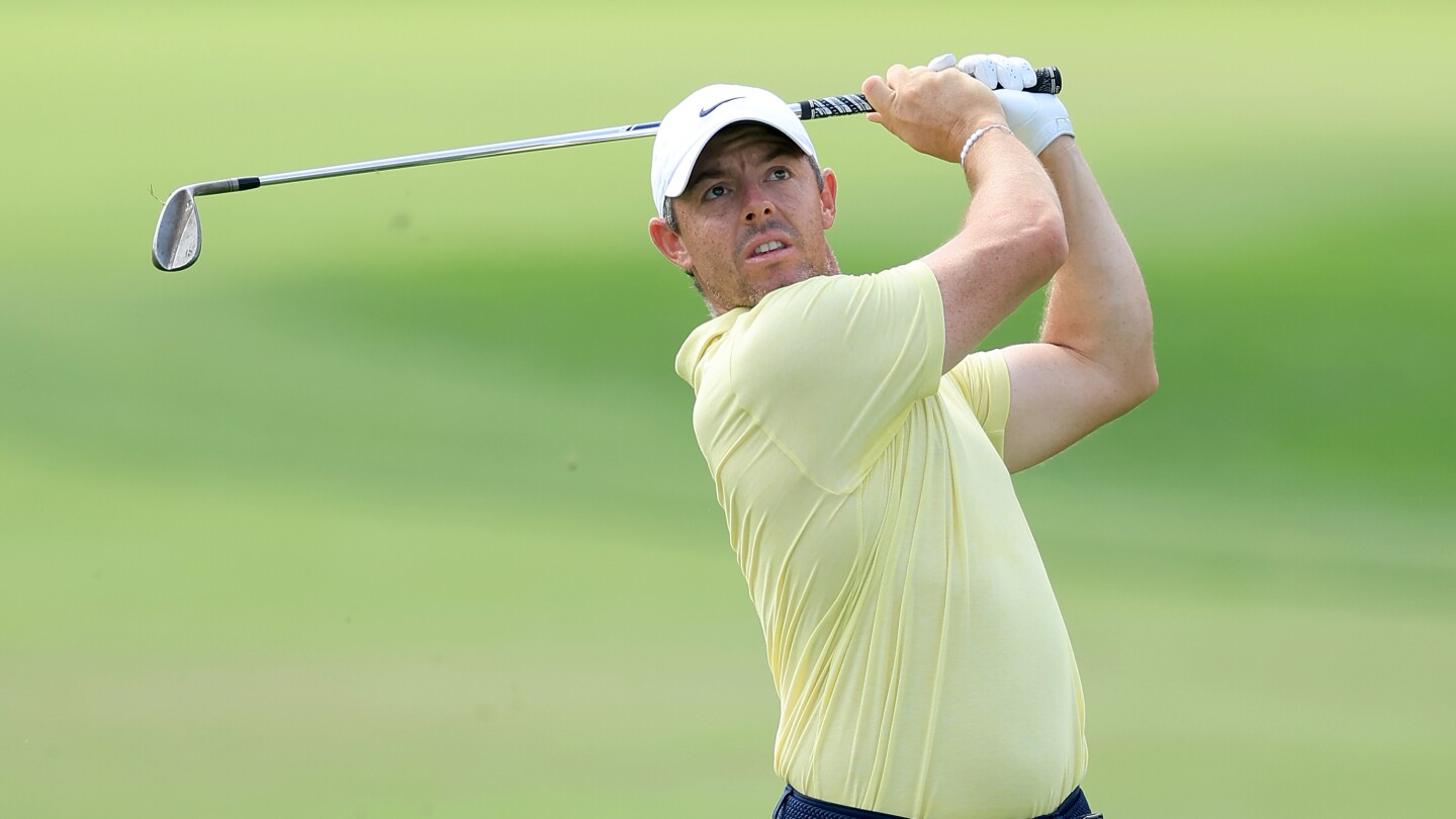 McIlroy ties back-nine scoring record, moves into hunt at Bay Hill