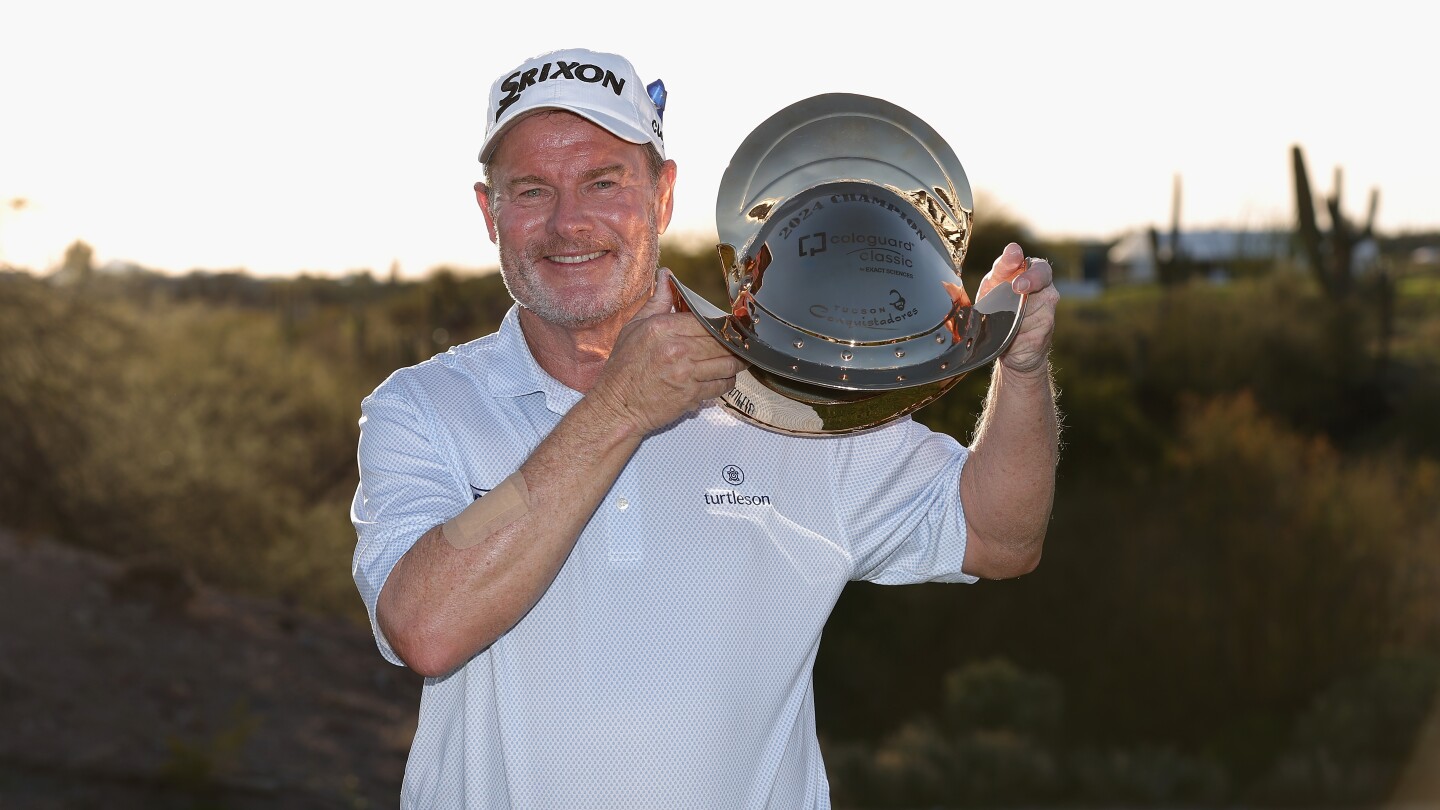 Durant, 59, wins Cologuard Classic as Cink struggles