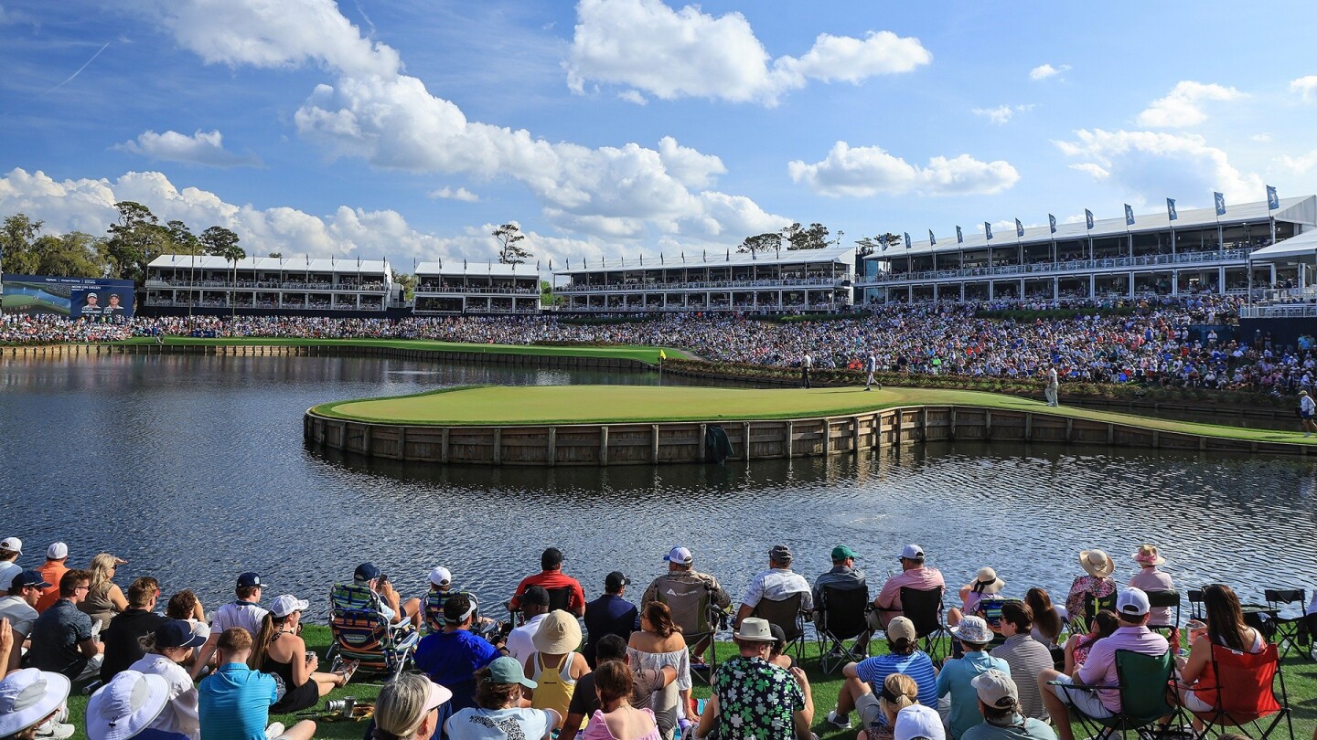 Best, worst shots from TPC Sawgrass No. 17 at The Players Round 3