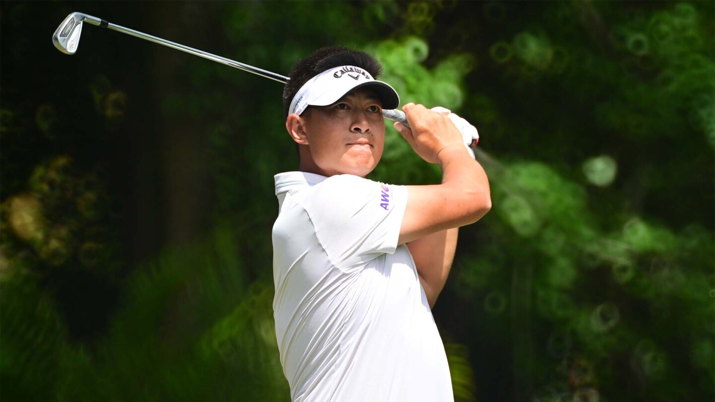 Carl Yuan chips in three times in Valspar Championship Round 4