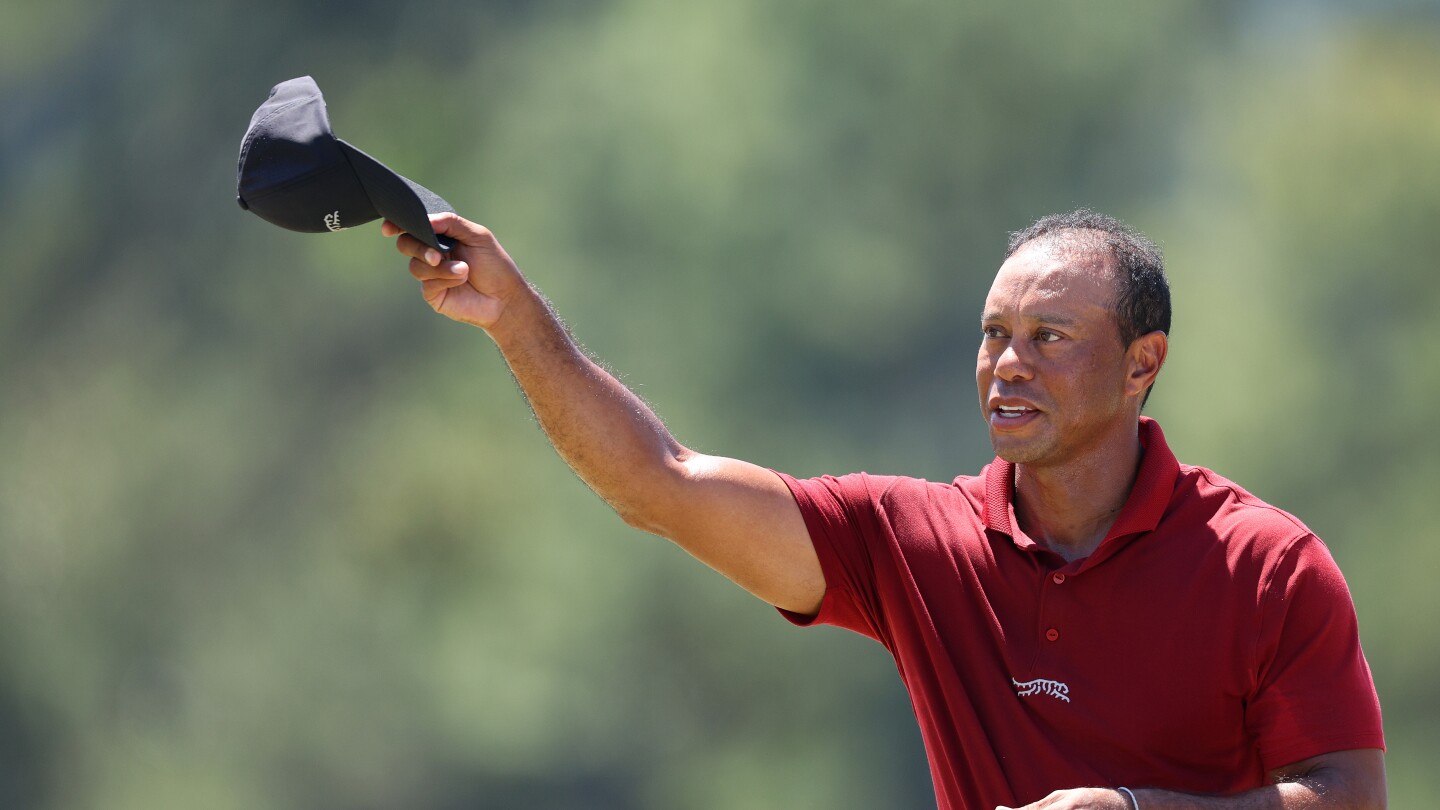 Tiger Woods accepts special exemption into U.S. Open at Pinehurst