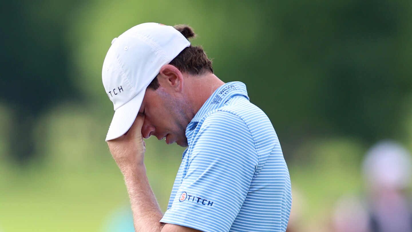 ‘It stings’: Ben Kohles ends Nelson hopes with flubbed chip, closing bogey