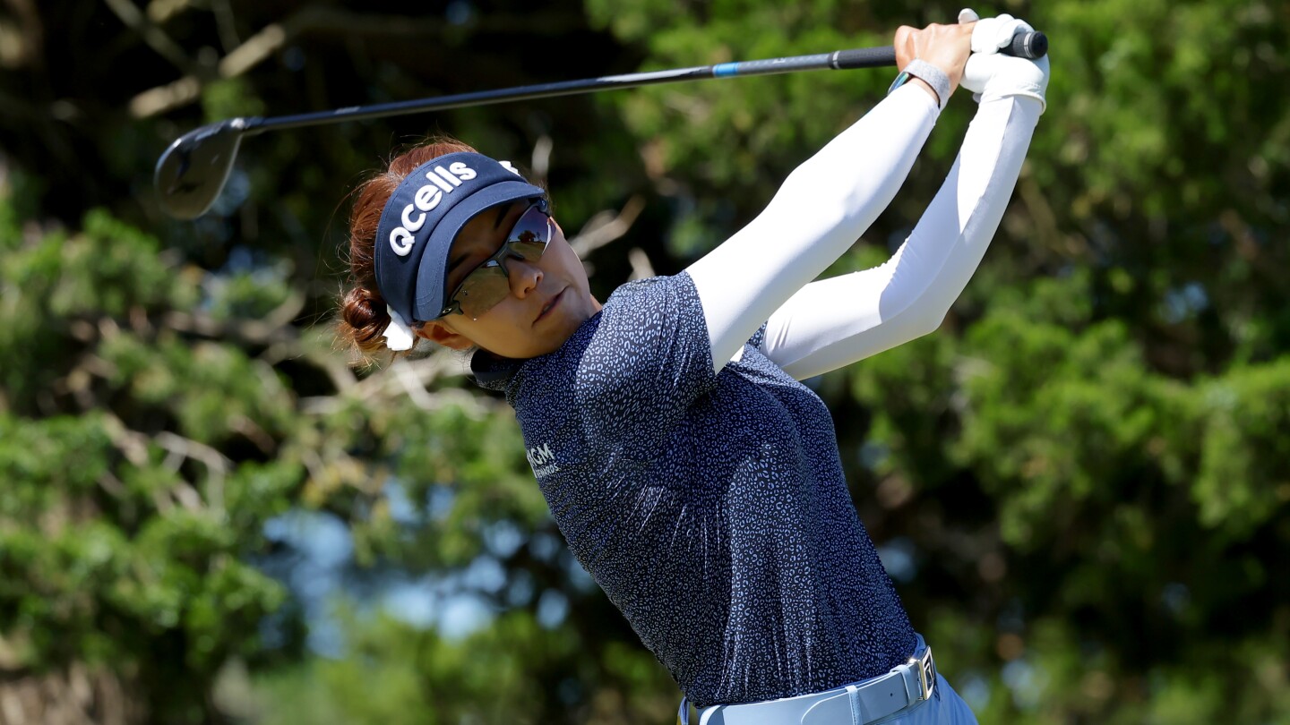 Jenny Shin takes 1-shot lead into final round of ShopRite LPGA Classic, seeking 1st win since 2016