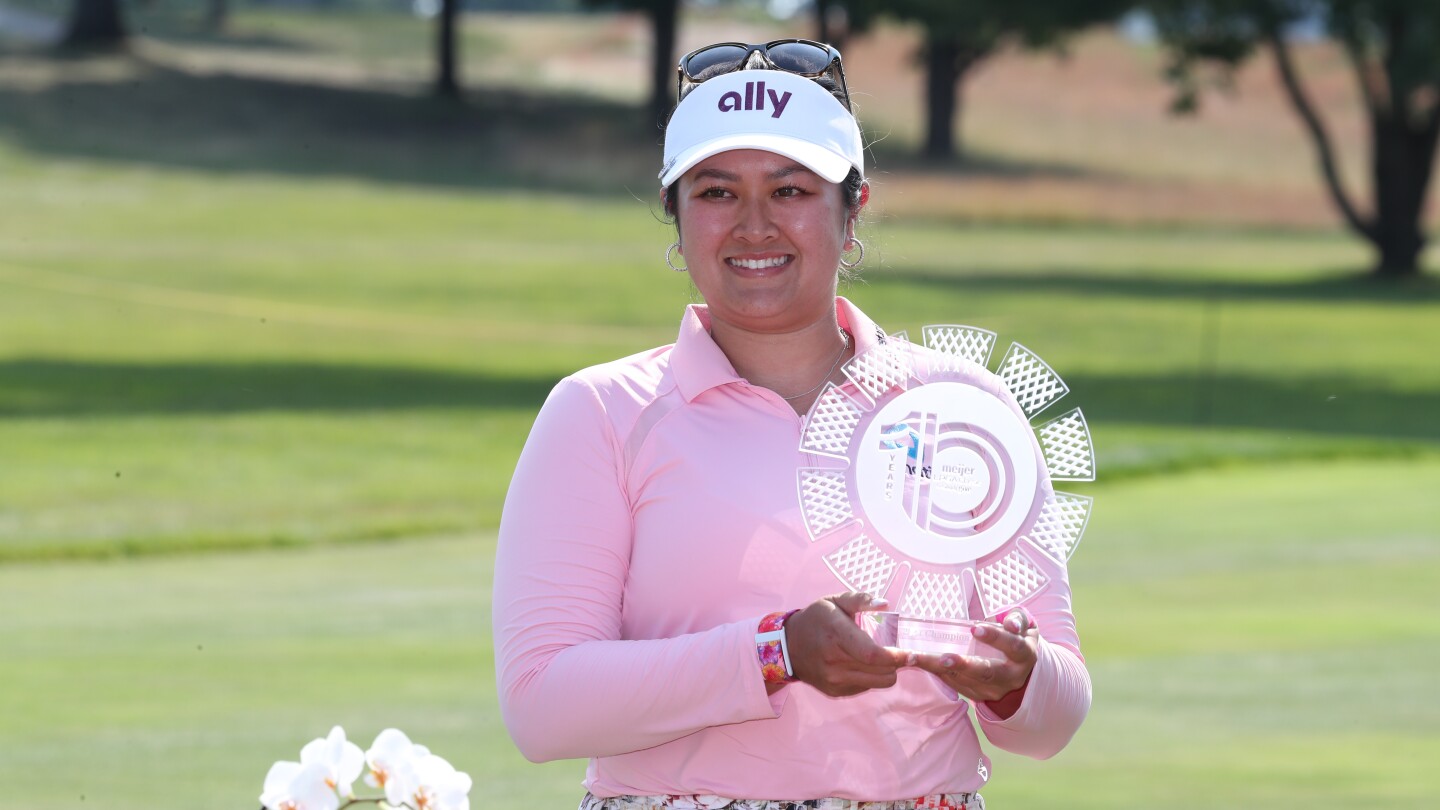 Lilia Vu returns from injury, beats Lexi Thompson, Grace Park in Meijer LPGA playoff